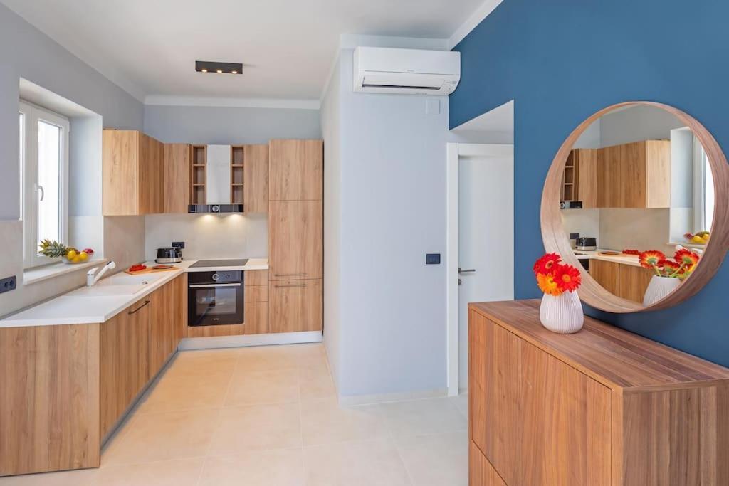 St Jakov Superior Beach Apartment With Free Parking Dubrovnik Exterior foto